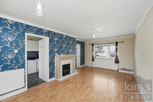 78, Little Grove Field, Harlow photo 2