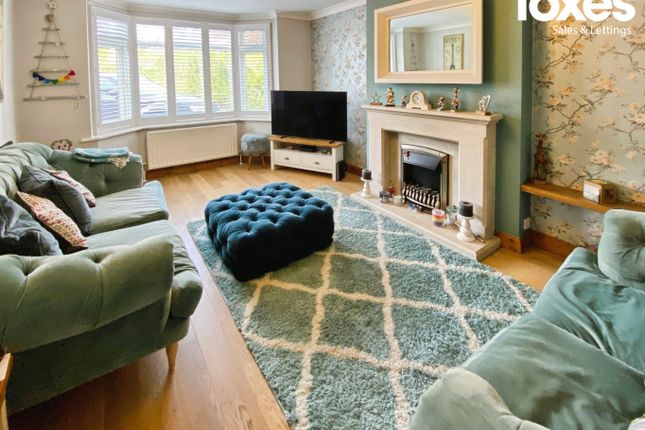 15 Springdale Road, Broadstone, Dorset photo 3