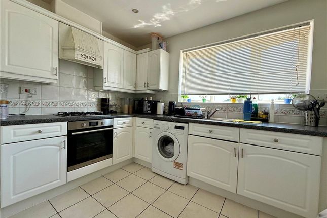 21, Galleon Road, Grays photo 4