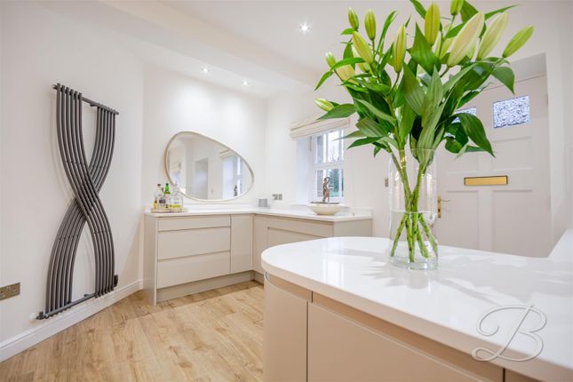 Apartment 8, The Quadrangle, Woodhouse Road, Mansfield photo 4