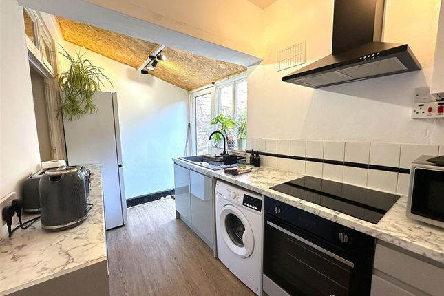 29 Castlegate, Scarborough photo 4
