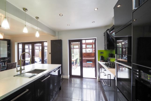 24, Woodland Avenue, Derby photo 4