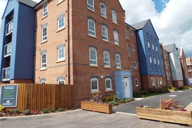Flat to rent in Corporation House, Coventry