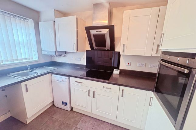 6, Lucius Close, North Hykeham photo 2