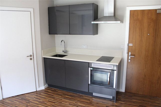 Flat 404, 90, Princess Street, Lancashire photo 3