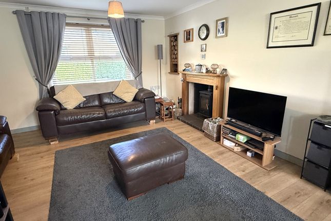 1, Lingfield Avenue, Port Talbot photo 2