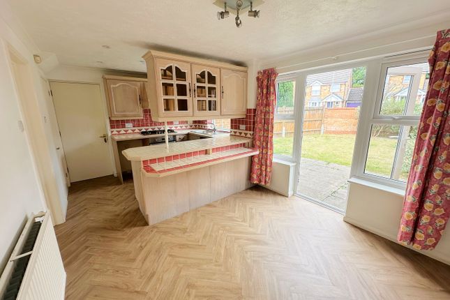 18, Hare Way, St Leonards-on-Sea photo 2