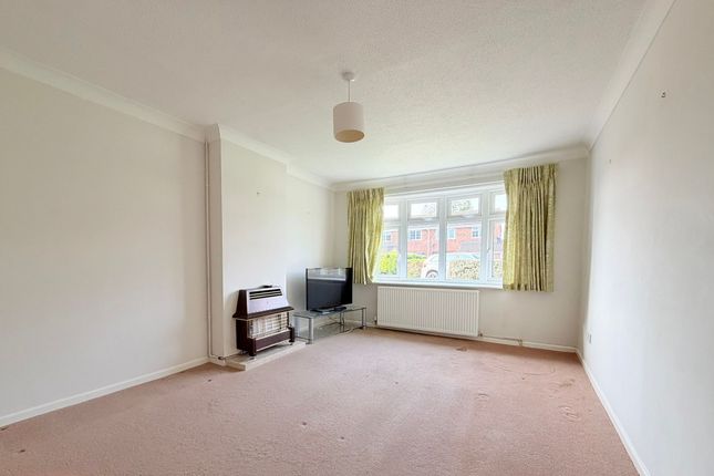 1 Charnwood Way, Southampton photo 4