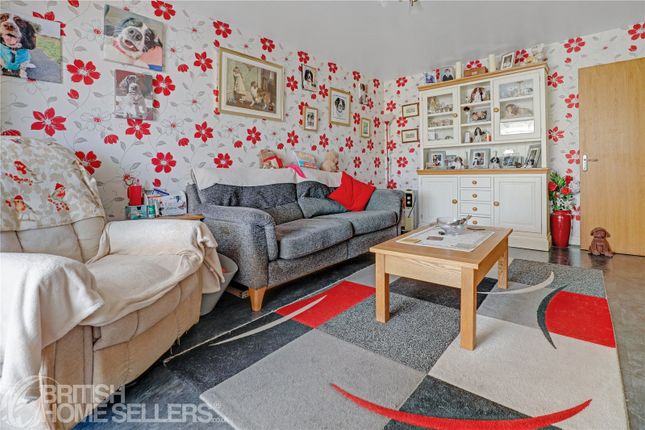 34, Wickham Close, Devon photo 4