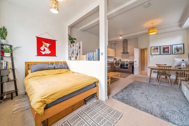 Studio for sale in Kennington Lane, London