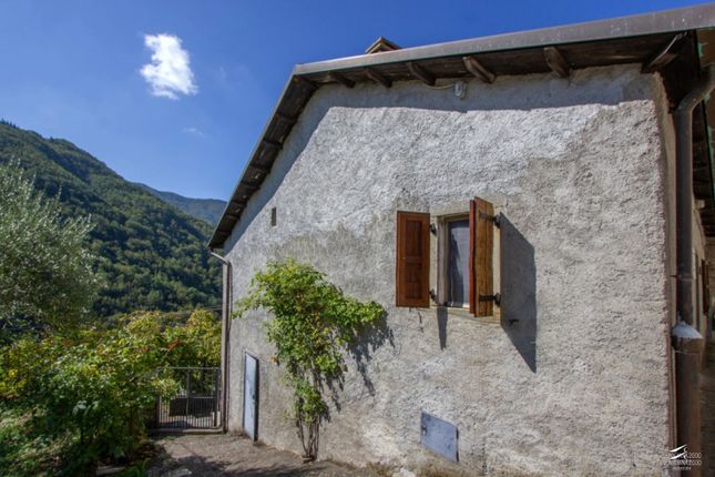 Thumbnail Town house for sale in Massa-Carrara, Comano, Italy