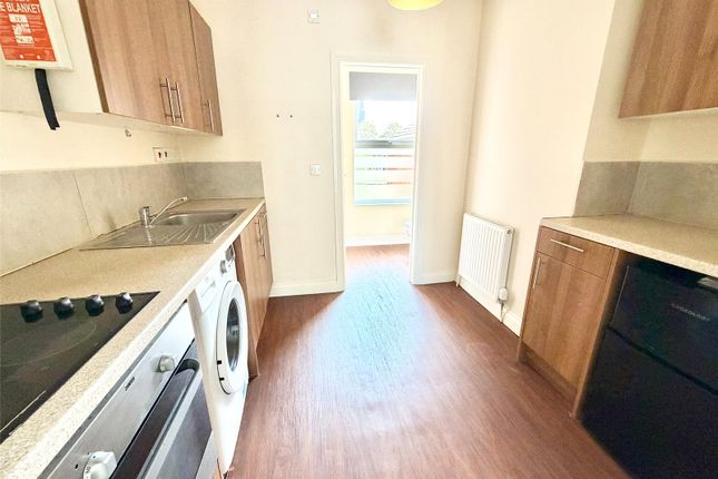 81, County Road, Swindon photo 4