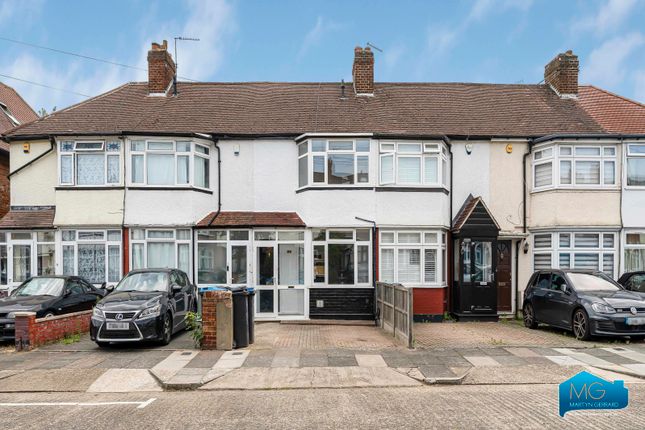 2-bed terraced on 87, Chatsworth Drive, Enfield, £2,100/mo