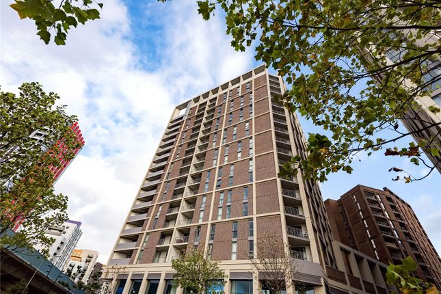 Flat for sale in Discovery Tower, Canning Town