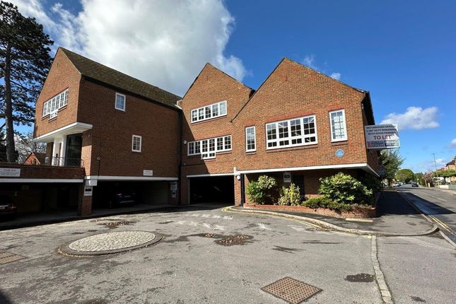 Office to let in Summer Road, Thames Ditton