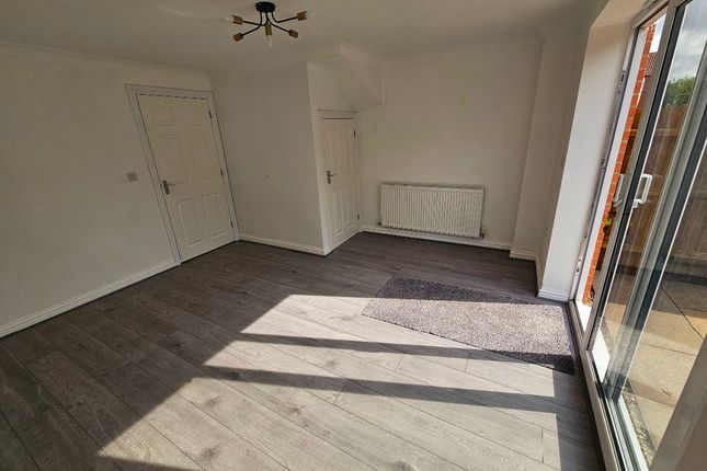 67 Harrys Way, Wisbech photo 3