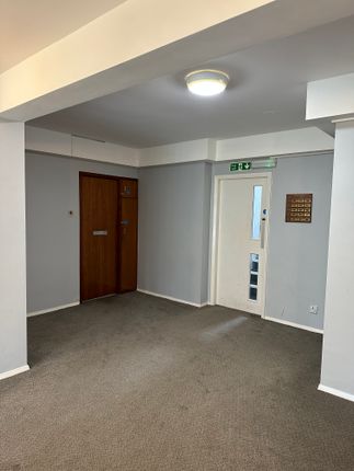 Carew Court, Carew Road, Eastbourne photo 4
