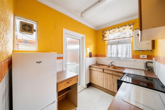 6, Yeading Gardens, Hayes photo 5