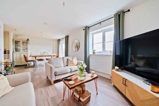 Flat for sale in Pictor Drive, Margate