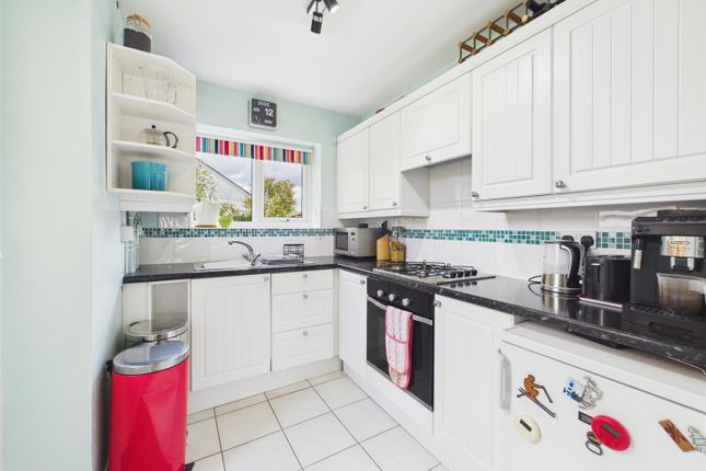 25a, Filey Waye, Ruislip photo 4