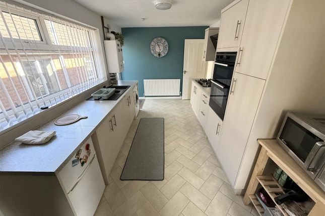 9, St. James Drive, Brinsley photo 3