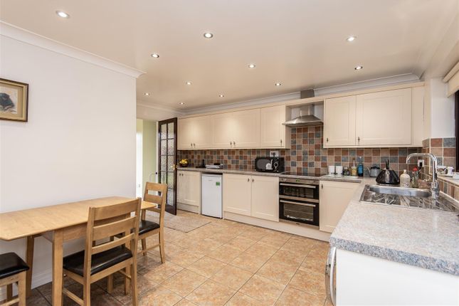 Millgate Lodge, Winsover Road, Spalding photo 3