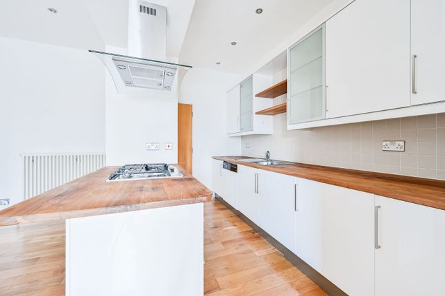 Thrawl Street, Aldgate photo 4