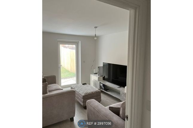 Farm Croft Drive, Golborne, Warrington photo 2