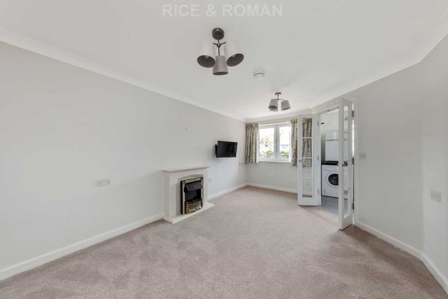 Flat for sale in Manor Road North, Esher
