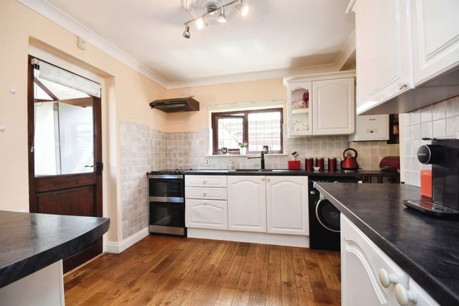 28, Jubilee Avenue, Chelmsford photo 3