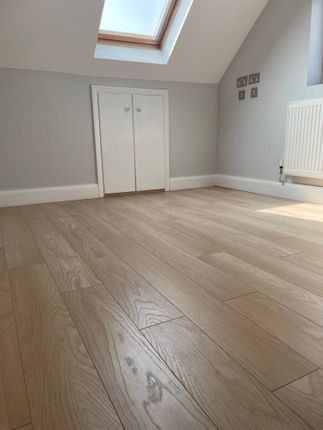 Flat to rent in The Ridgway, Chingford