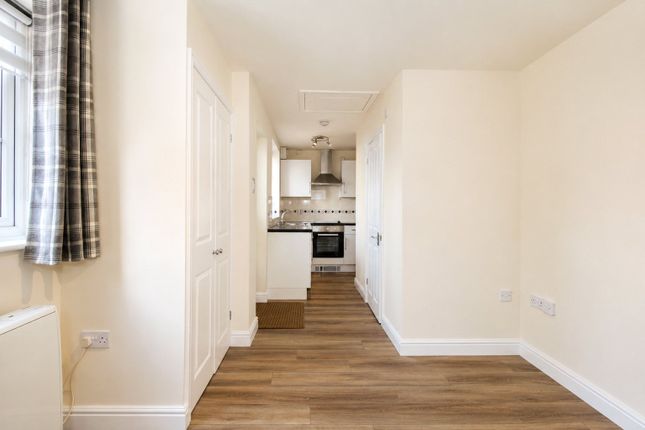Flat 7, Red Lion Mews, 22, Normandy Street, Alton photo 4
