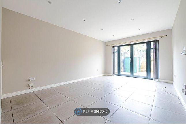 Cotterells, Hemel Hempstead photo 3
