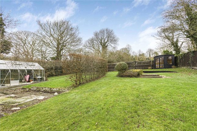 Country house for sale in Castle Hill Road, Totternhoe, Dunstable, Bedfordshire
