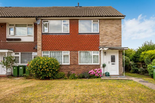 Thumbnail Maisonette for sale in Appledore Crescent, Sidcup