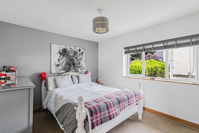 15, Laburnum Way, Totnes photo 4