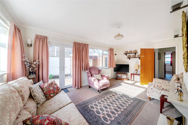 21, Hillands Drive, Cheltenham photo 2