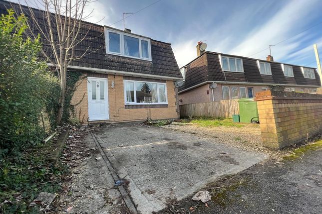 Detached house to rent in Hardings Close, Littlemore, Oxford