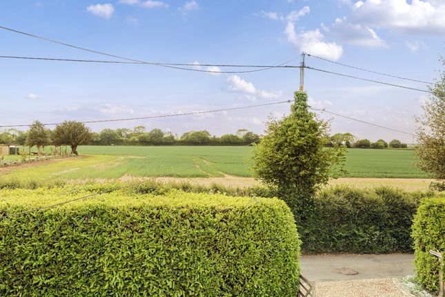 Broombarn, Broombarn Lane, Great Missenden photo 3