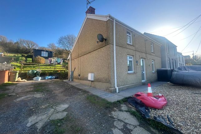 Thumbnail Detached house for sale in Heol Waunyclun, Trimsaran, Kidwelly