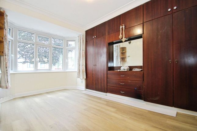 46, Currey Road, Greenford photo 5