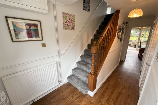 32, Malford Grove, Abergavenny photo 4