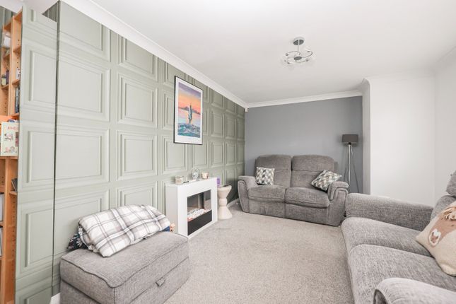 3, Rutland Way, Lincoln photo 2