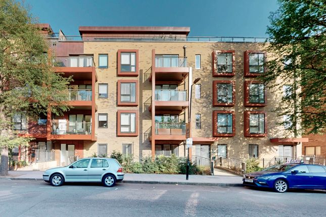 3-bed flat on 10, Lichfield House, London, £750,000
