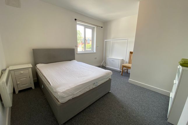 Flat to rent in Perry Road, Sherwood, Nottingham