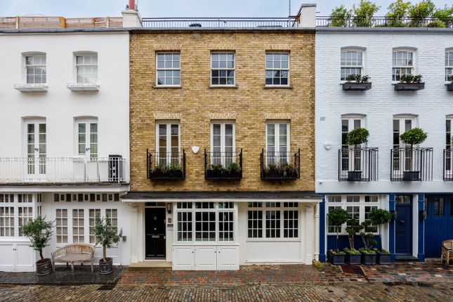 Mews house for sale in Eaton Mews South, London