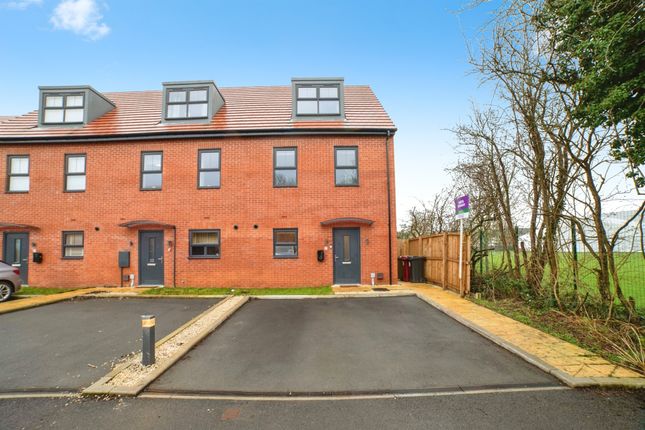 3-bed house on 9, Covert Avenue, Alfreton, £263,250