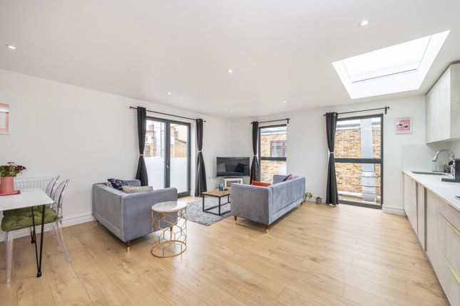 Thumbnail Flat for sale in Hansler Road, East Dulwich