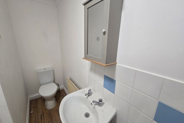 29, Park Hill, Carshalton photo 5