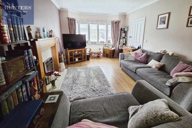 14, Brook Vale, Bridgend photo 4